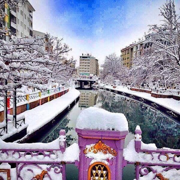 اسكي شهير في الشتاء