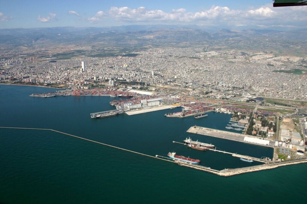 Puerto de Mersin: Centro Logístico y Expansión MIP 2025