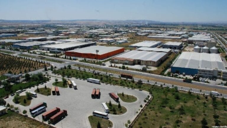 اقتصاد اسكي شهير