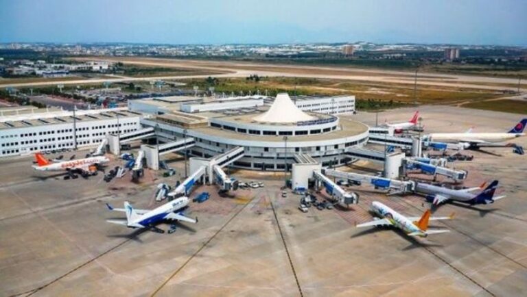 Aéroport d’Antalya : Tout ce que vous devez savoir pour préparer votre prochain voyage