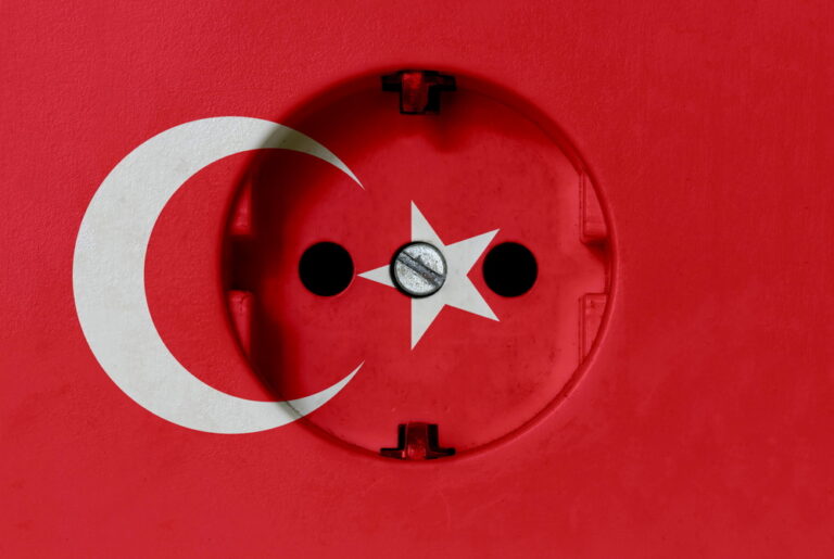 نوع قابس تركيا: دليل للمآخذ الكهربائية في تركيا
