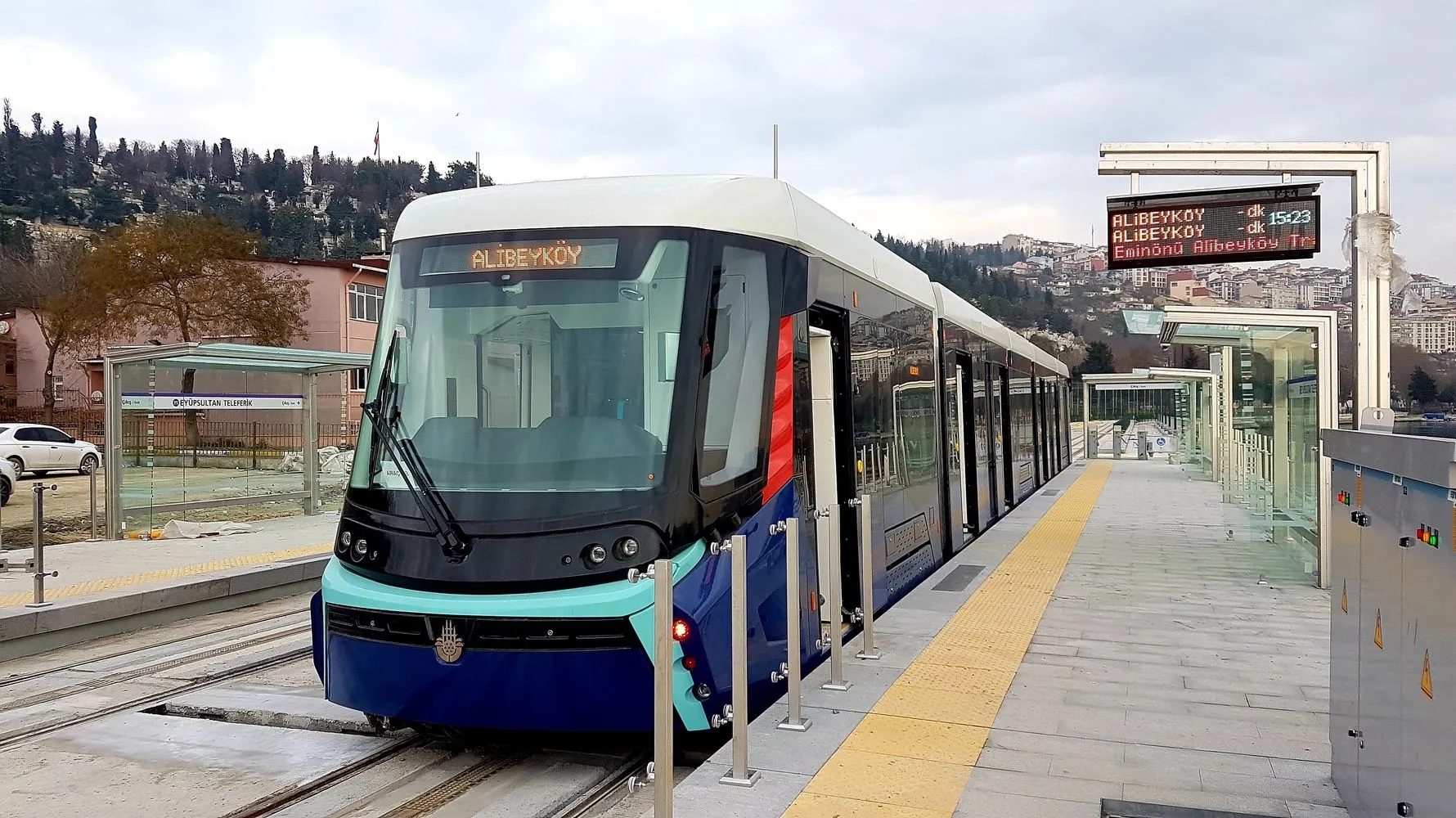 Zugänglichkeit der Istanbuler Straßenbahn